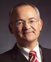 Cemal Osmanovic, technischer Leiter und Initiator der Wirtschafts- und Weiterbildungsinitiative "Wir sind Umsatz" Cemal Osmanovic, technischer Leiter und Initiator der Wirtschafts- und Weiterbildungsinitiative "Wir sind Umsatz"