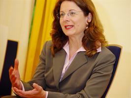 Portraitfoto Susanne Kleinhenz Portraitfoto Susanne Kleinhenz