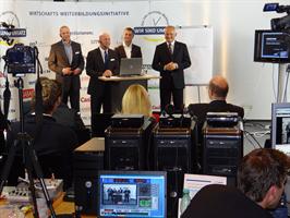 Initiatoren und Technik Initiatoren und Technik